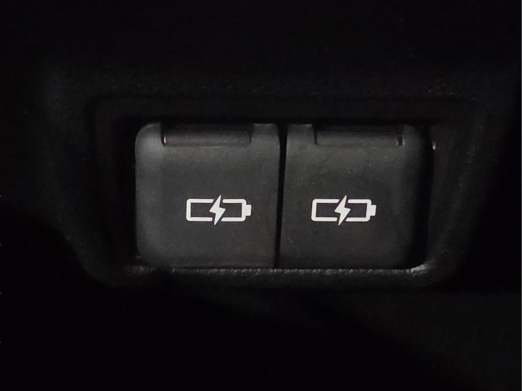 Used 2026 Lexus UX 300h AWD w/ Accessory Package (2T) image 15