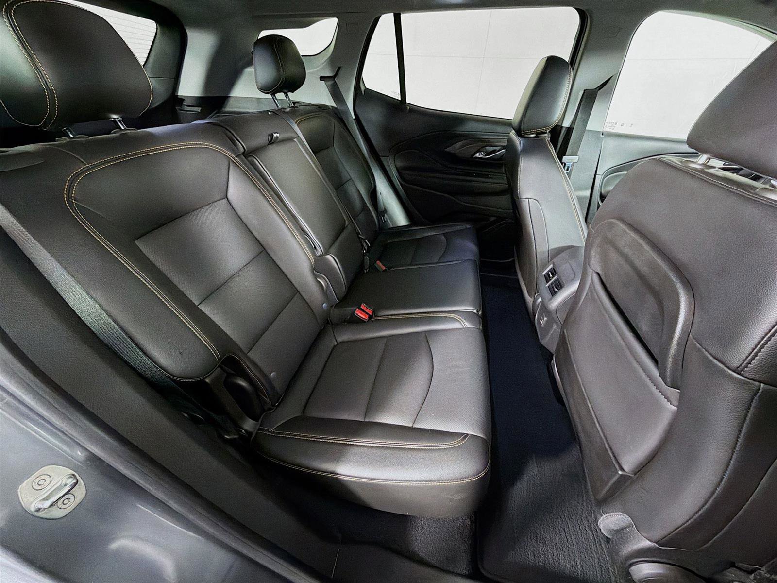 Used 2021 GMC Terrain SLT w/ Infotainment Package II image 27