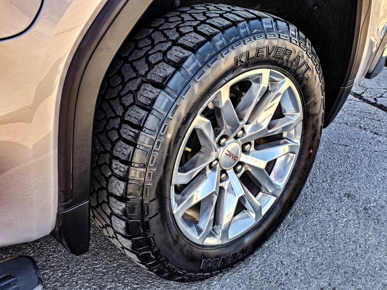 Used 2021 GMC Sierra 1500 SLT image 15