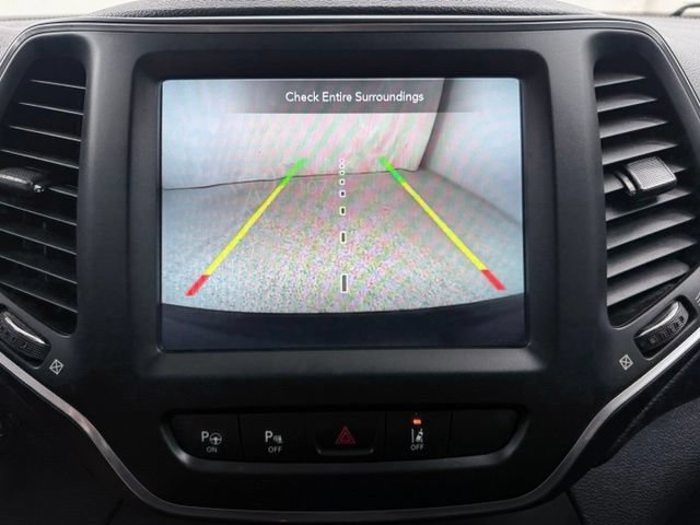 Used 2023 Jeep Cherokee Altitude Lux AWD/4WD image 29