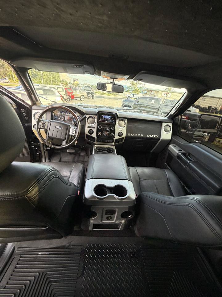 Used 2016 Ford F250 Platinum w/ FX4 Off-Road Package AWD/4WD image 16
