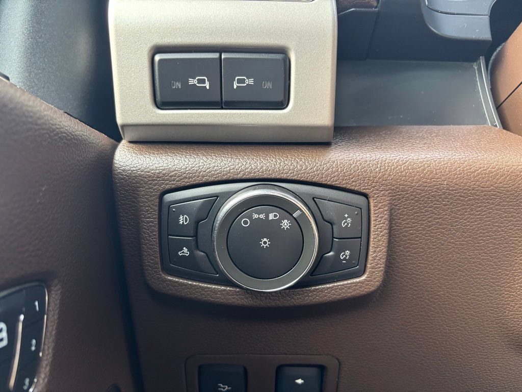 Used 2017 Ford F250 King Ranch w/ King Ranch Ultimate Package AWD/4WD image 39