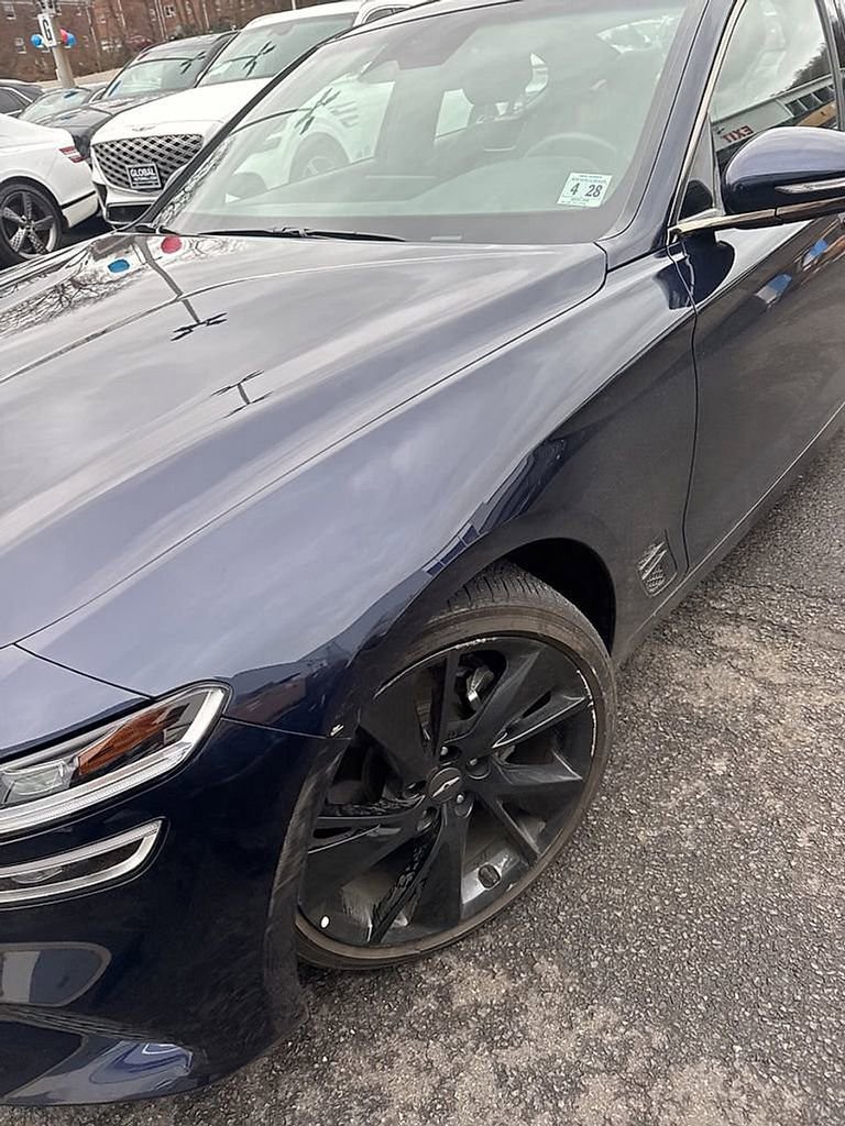 Used 2023 Genesis G70 2.0T w/ Sport Prestige Package image 4