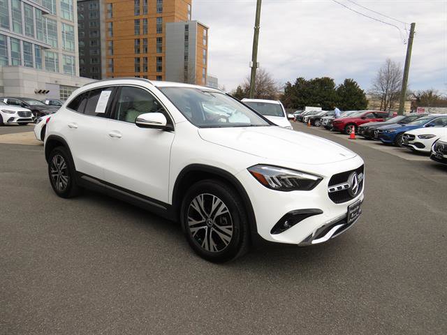 Used 2025 Mercedes-Benz GLA 250 4MATIC image 5