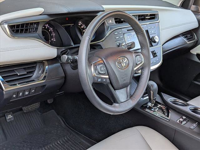 Used 2018 Toyota Avalon XLE Premium w/ All Weather Liner Package FWD image 10