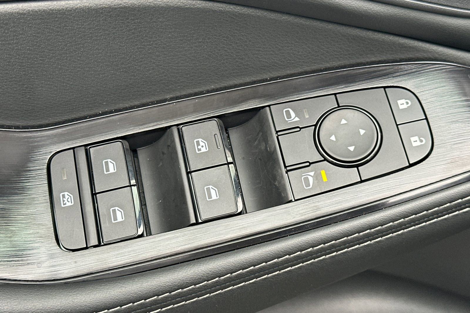 New 2026 Nissan Rogue SV image 13