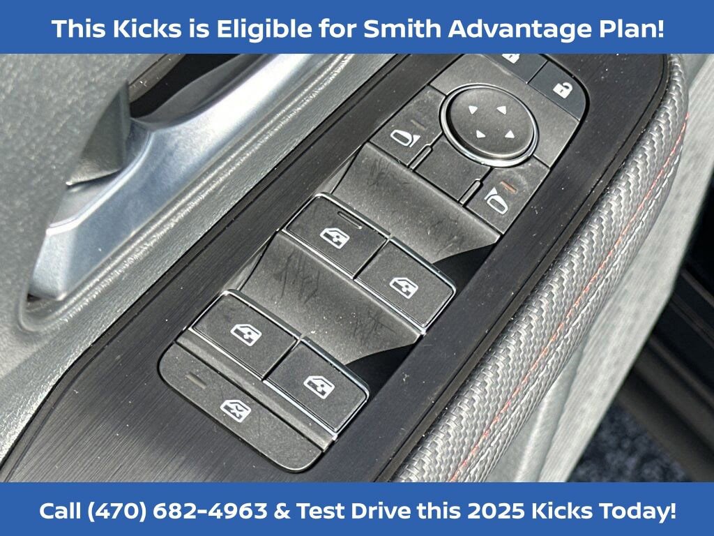 New 2025 Nissan Kicks SR image 16