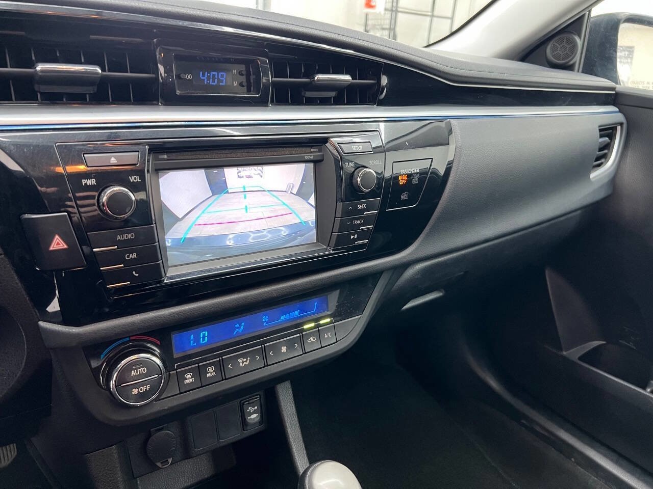 Used 2014 Toyota Corolla S image 13