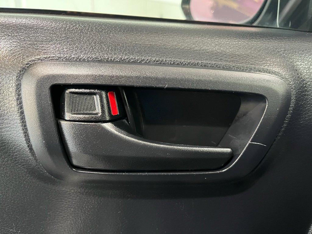 Used 2019 Toyota Tacoma SR5 image 24