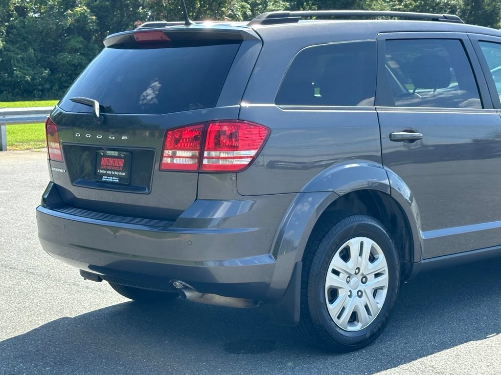 Used 2020 Dodge Journey SE FWD image 36