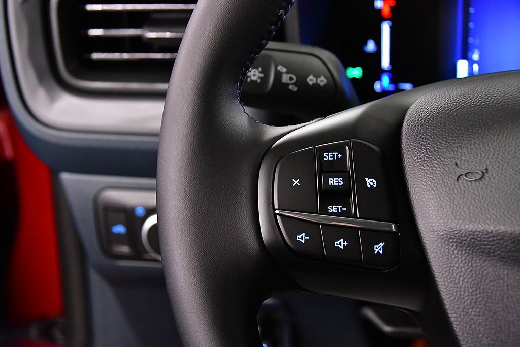 New 2025 Ford Maverick XLT w/ XLT Luxury Package image 19