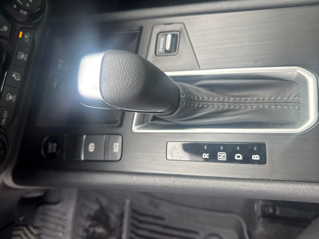 Used 2026 Nissan Kicks SV w/ SV Premium Package FWD image 24