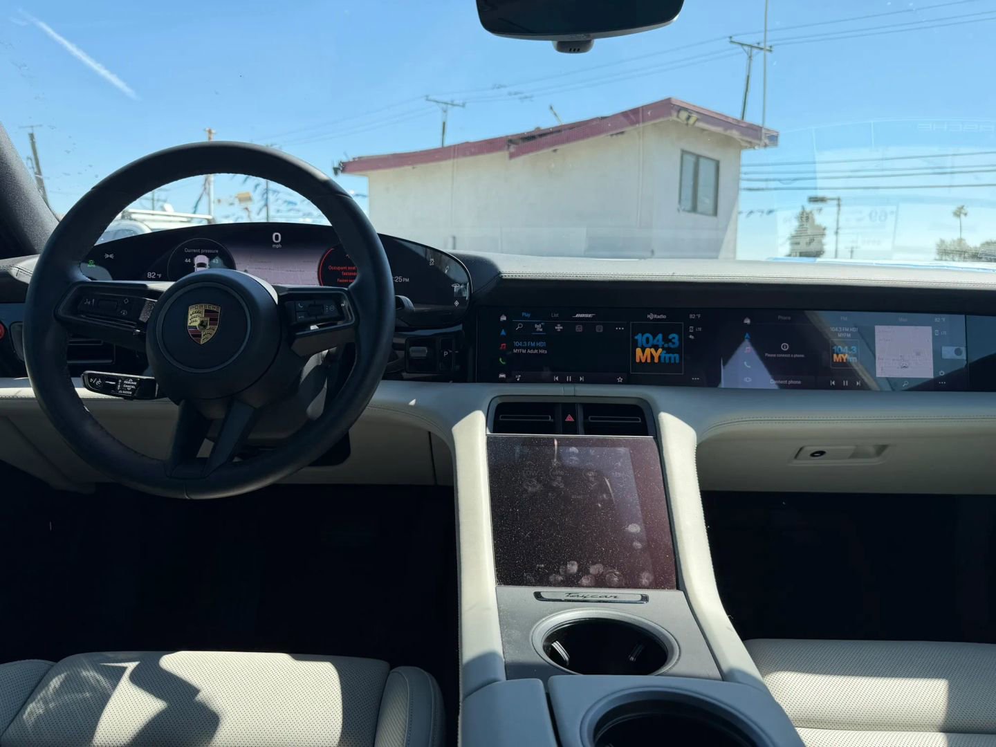 Used 2020 Porsche Taycan 4S image 19