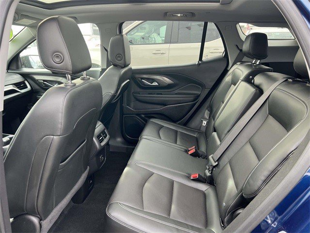 Certified 2022 GMC Terrain SLT w/ Elevation Edition image 7