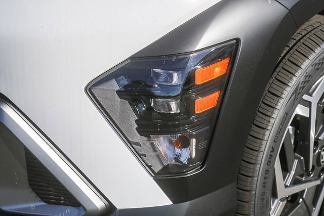 New 2026 Hyundai Kona SEL Premium image 8