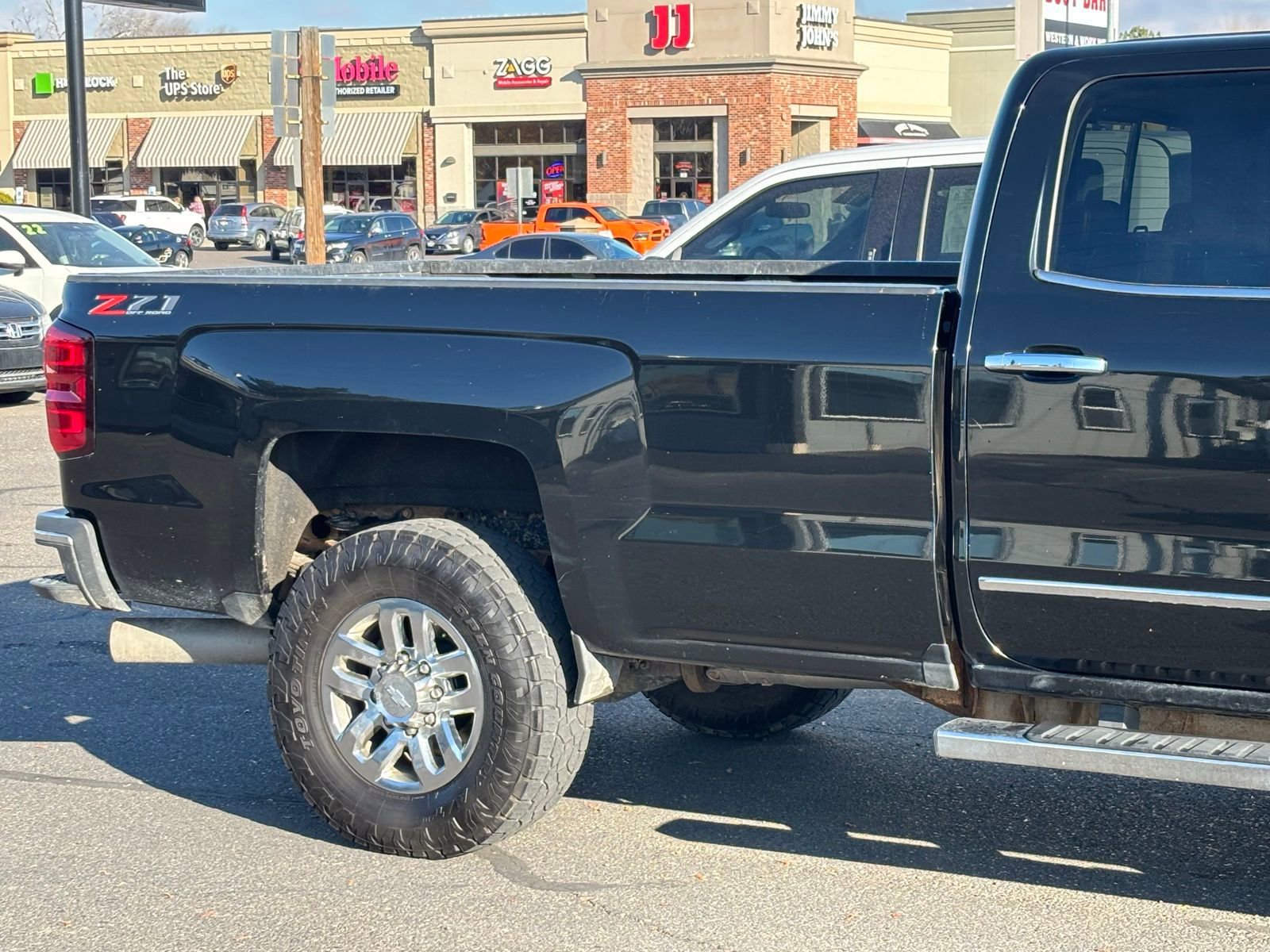 Used 2019 Chevrolet Silverado 3500 LTZ w/ Duramax Plus Package image 3