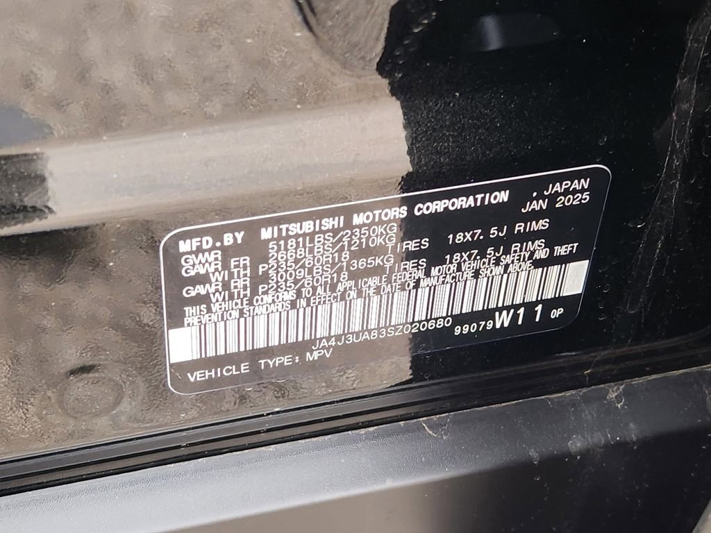 Used 2025 Mitsubishi Outlander ES image 33