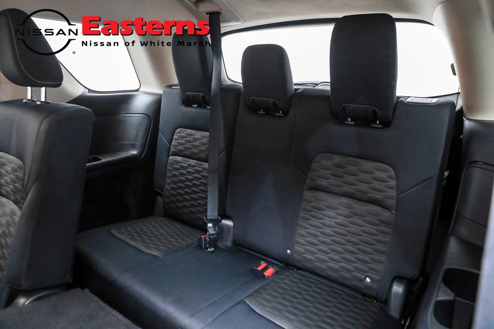 Used 2024 Nissan Pathfinder S image 52