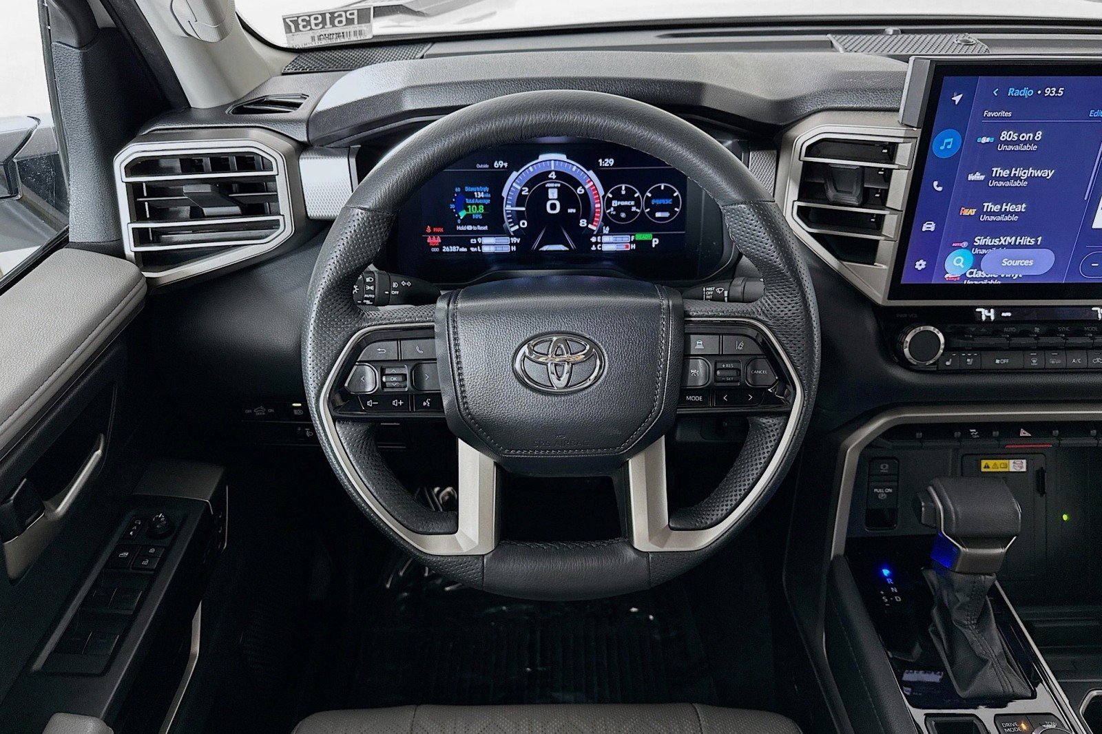 Used 2024 Toyota Tundra Limited w/ Power Package AWD/4WD image 5