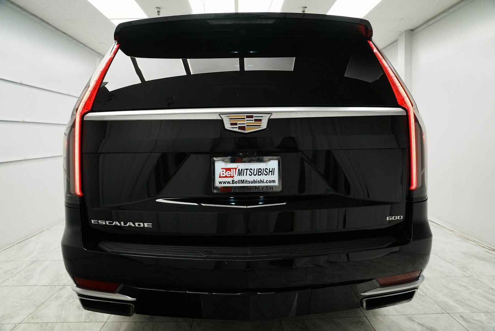 Used 2021 Cadillac Escalade ESV Premium Luxury image 5