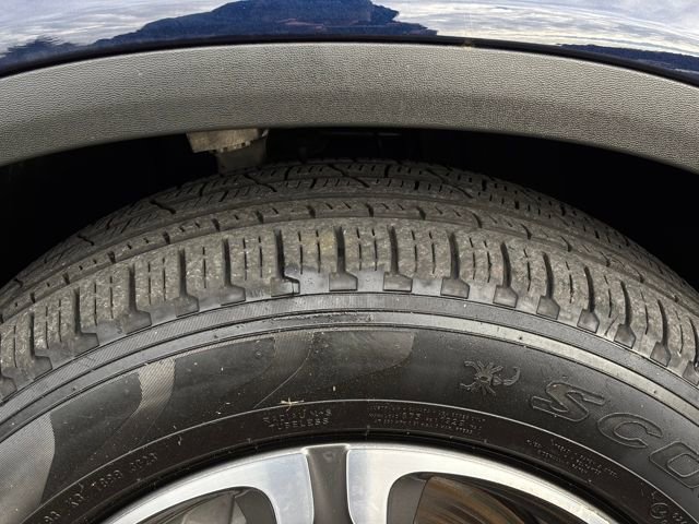 Used 2019 Mercedes-Benz GLC 300 4MATIC image 13