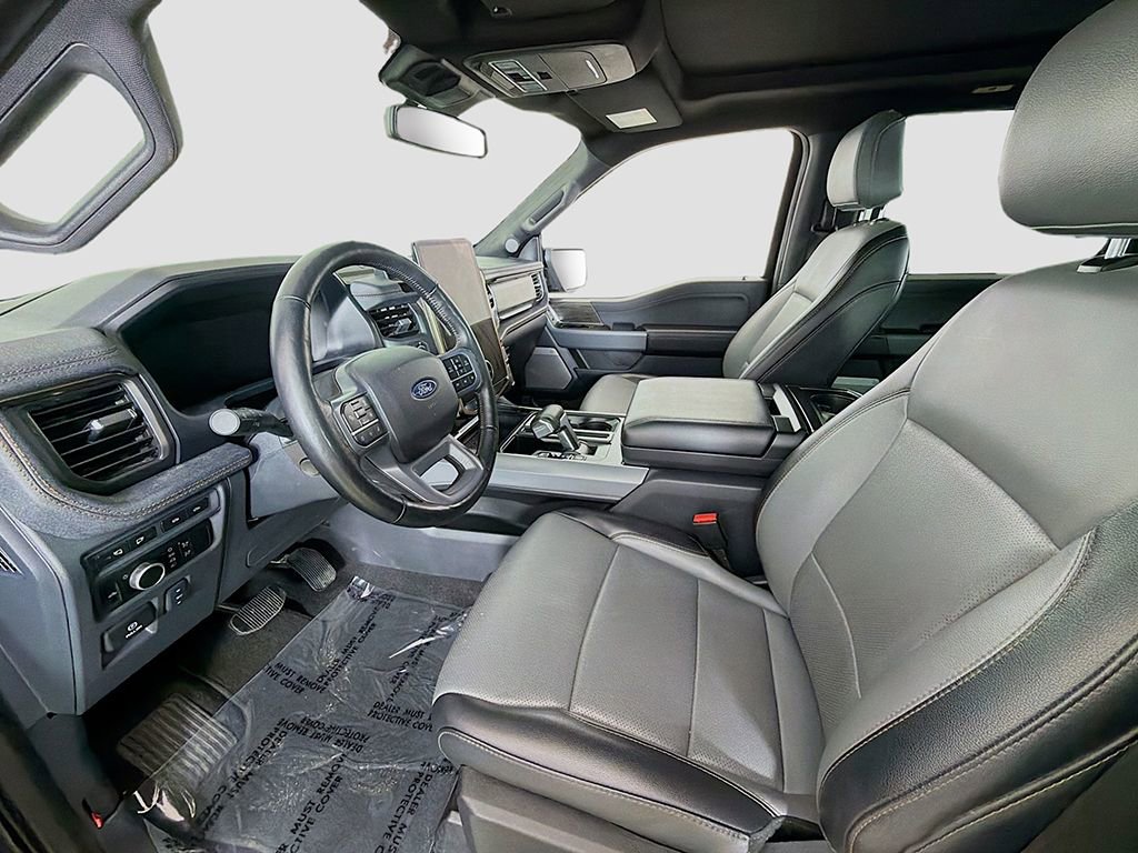 Used 2024 Ford F150 Lightning Lariat image 24