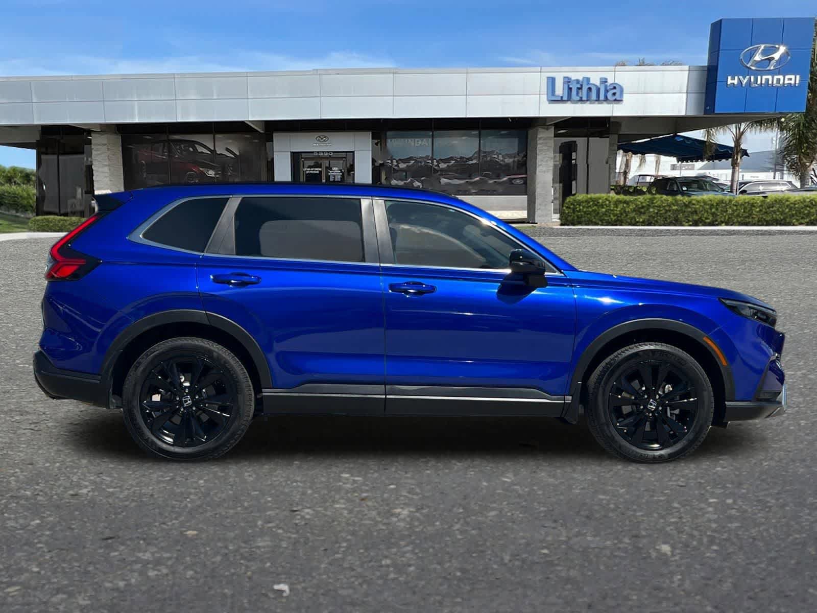 Used 2025 Honda CR-V Sport Touring image 9