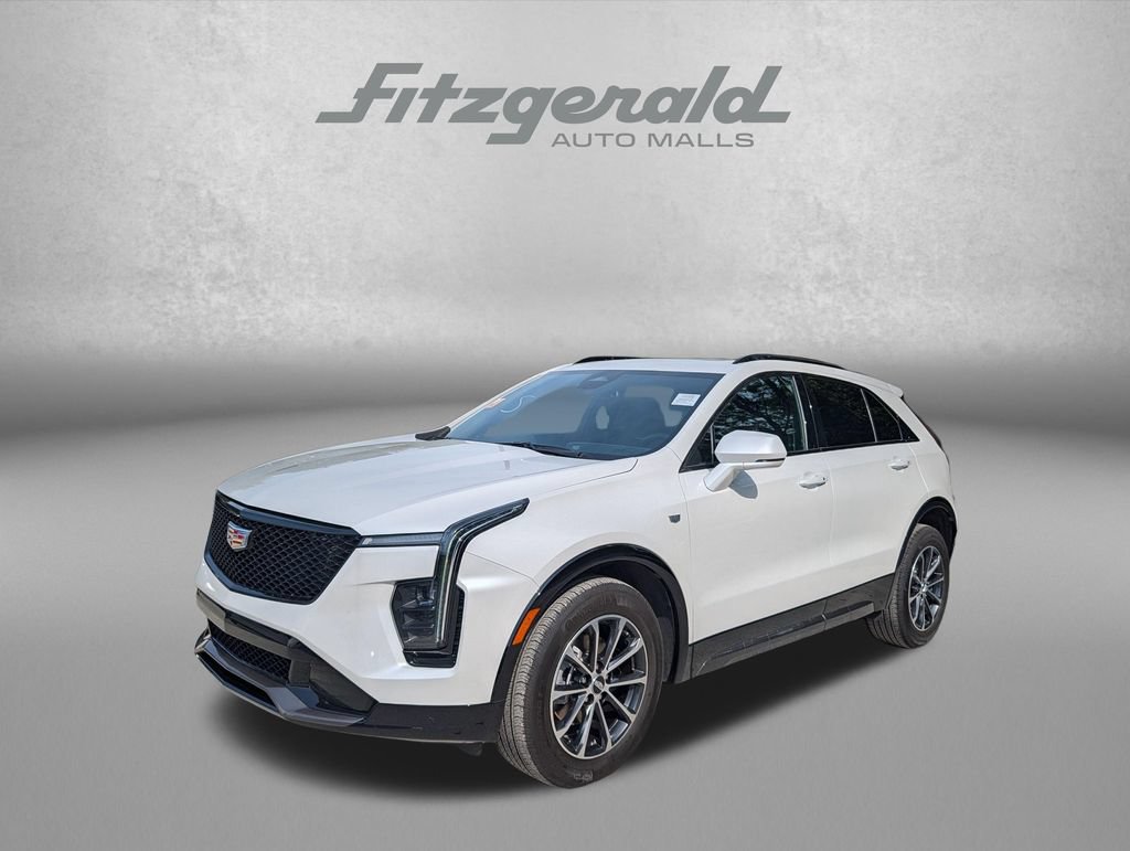 Used 2024 Cadillac XT4 Sport AWD/4WD image 2
