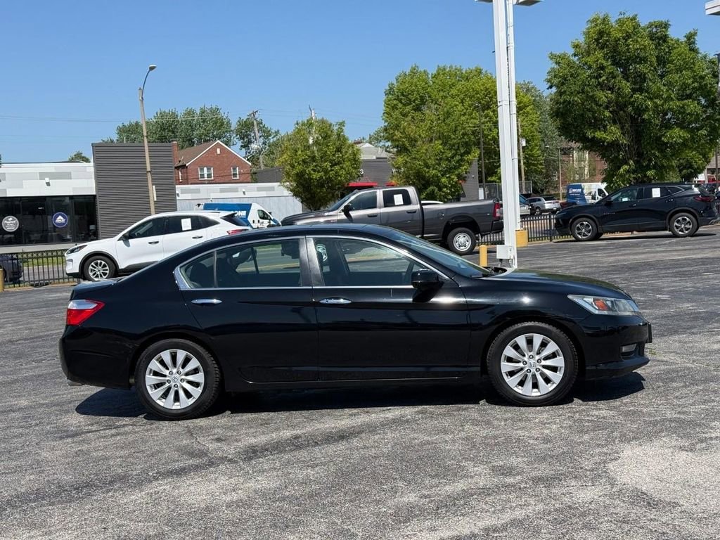 Used 2015 Honda Accord EX image 5