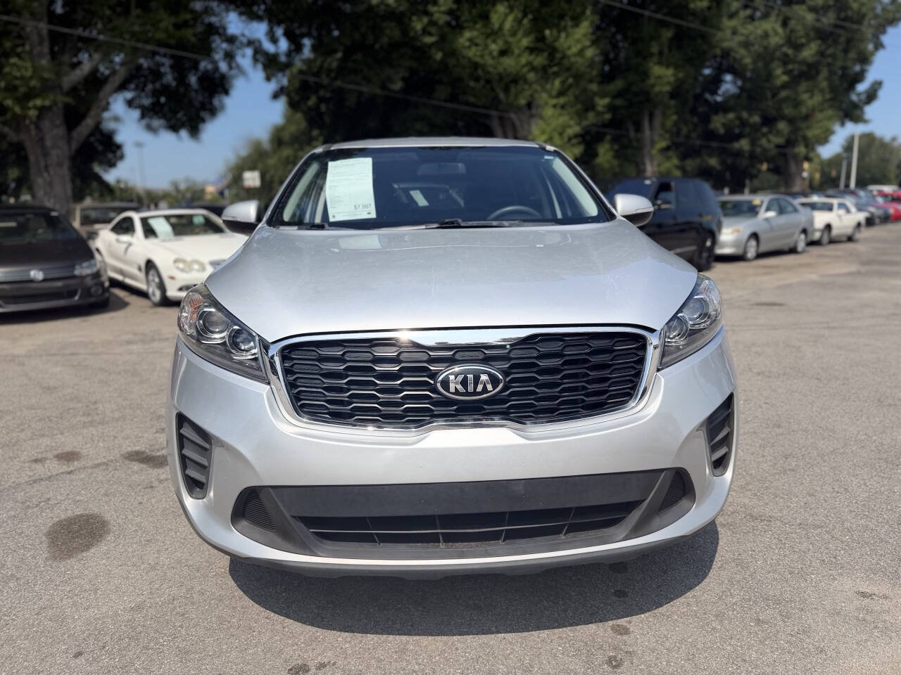 Used 2020 Kia Sorento L FWD image 2
