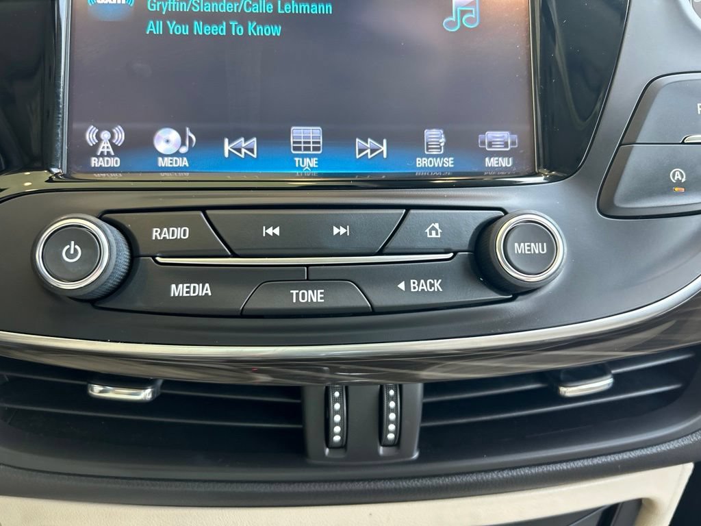 Used 2020 Buick Envision Preferred FWD image 15