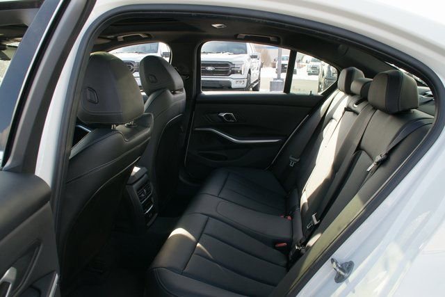 Used 2025 BMW 330i xDrive Sedan image 26