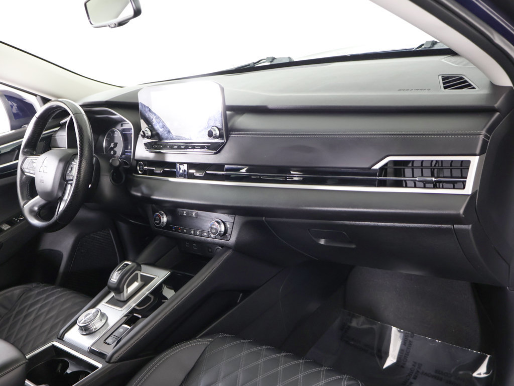 Used 2022 Mitsubishi Outlander SEL AWD/4WD image 28
