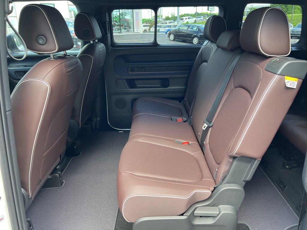 New 2025 Volkswagen ID. Buzz Pro S image 24