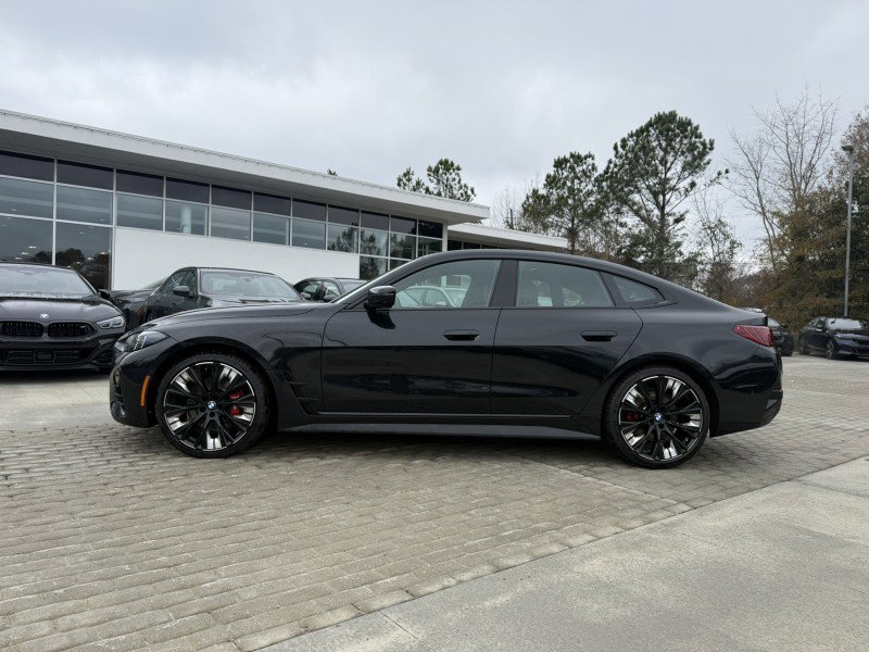 Certified 2025 BMW 430i w/ M Sport Package image 3