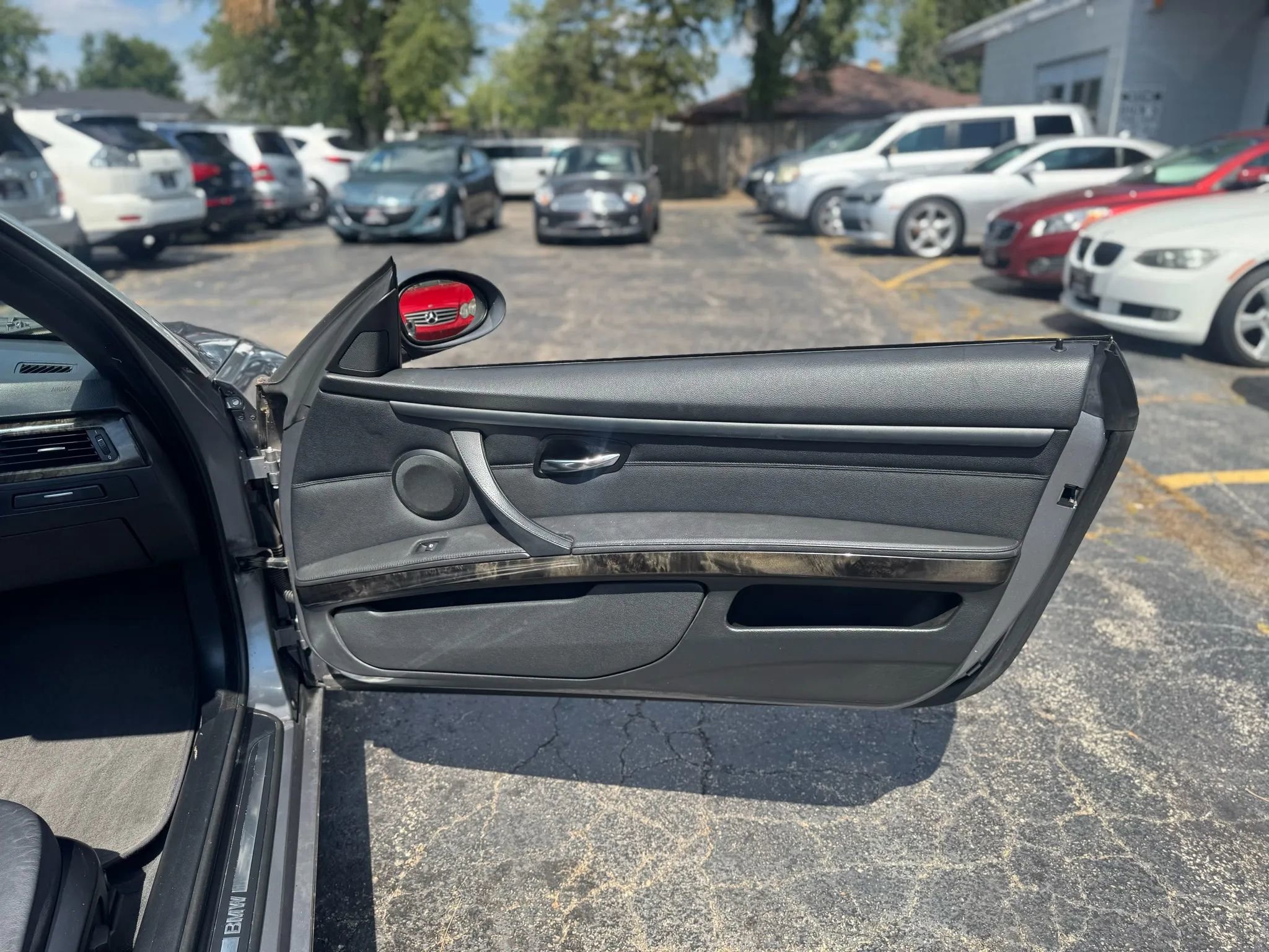 Used 2009 BMW 328i Convertible image 27