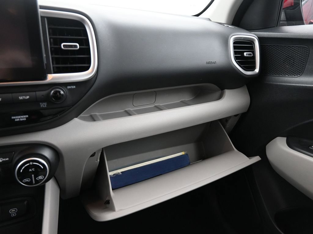 Used 2025 Hyundai Venue SEL image 43