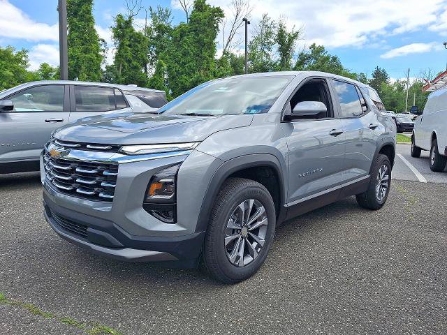 New 2026 Chevrolet Equinox LT w/ Safety and Technology Package FWD image 2