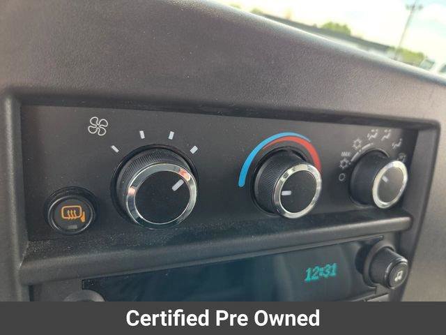 Certified 2024 Chevrolet Express 3500 LT w/ LT Preferred Equipment Group RWD image 17