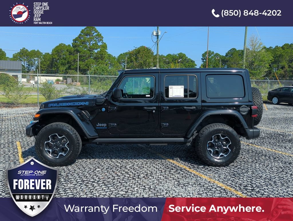 Used 2023 Jeep Wrangler Unlimited Rubicon 4xe w/ Safety Group AWD/4WD image 3