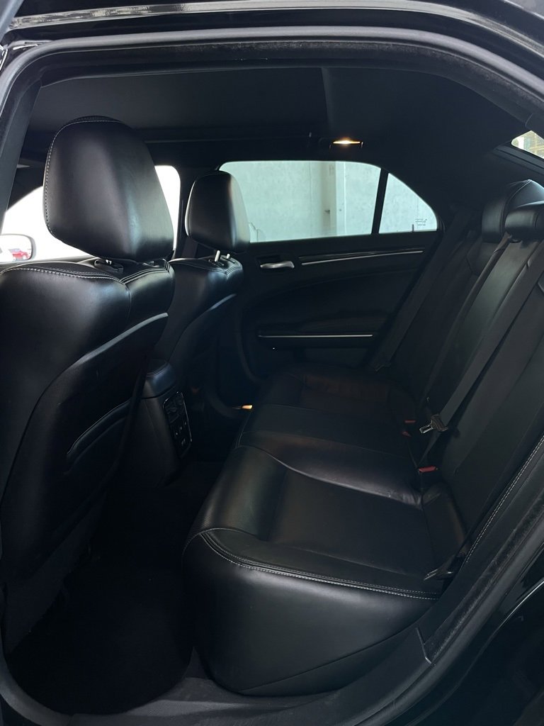 Used 2022 Chrysler 300 S w/ Comfort Group image 13