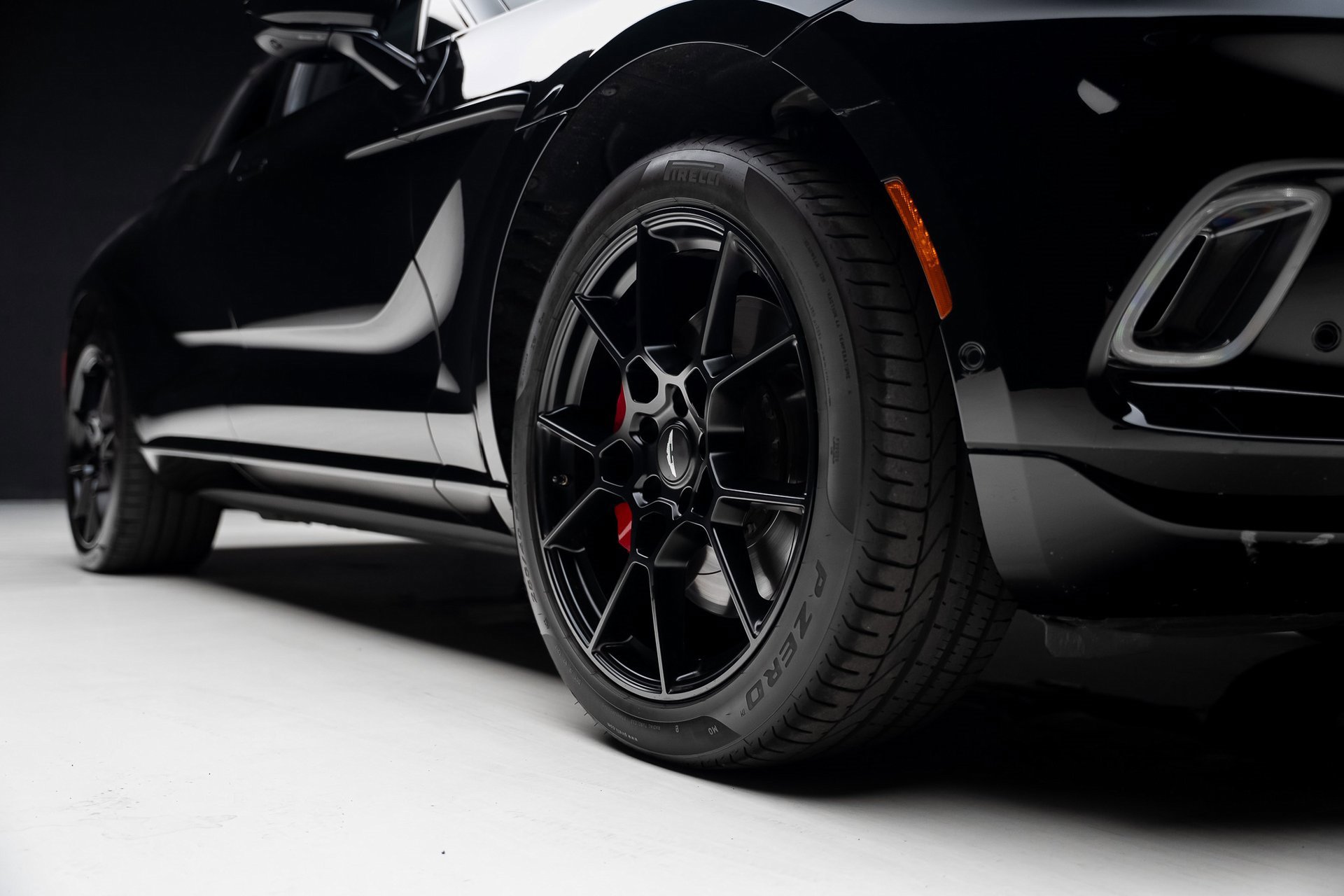 Used 2021 Aston Martin DBX image 81