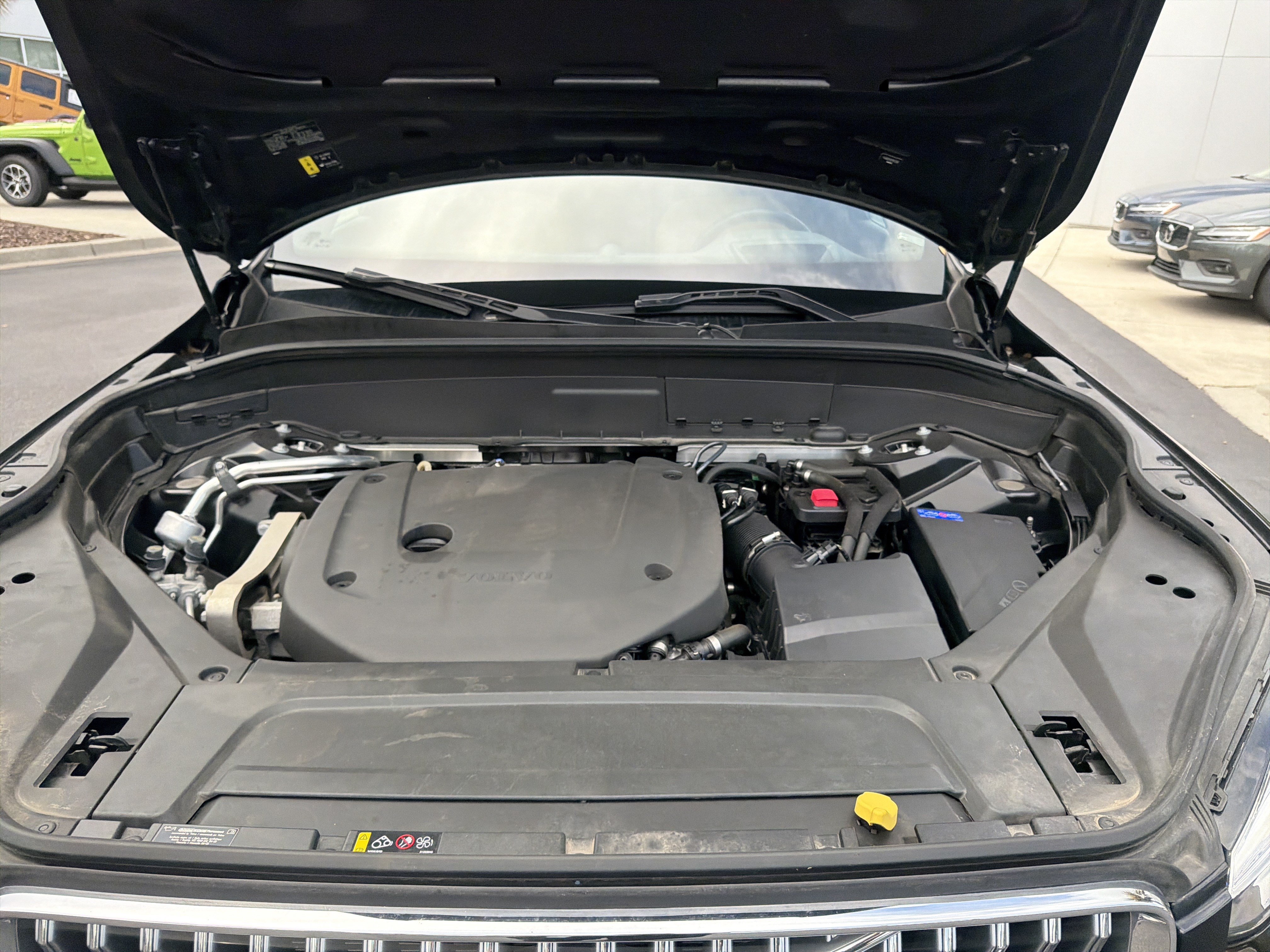 Certified 2023 Volvo XC90 B6 Ultimate w/ Lounge Package AWD/4WD image 36