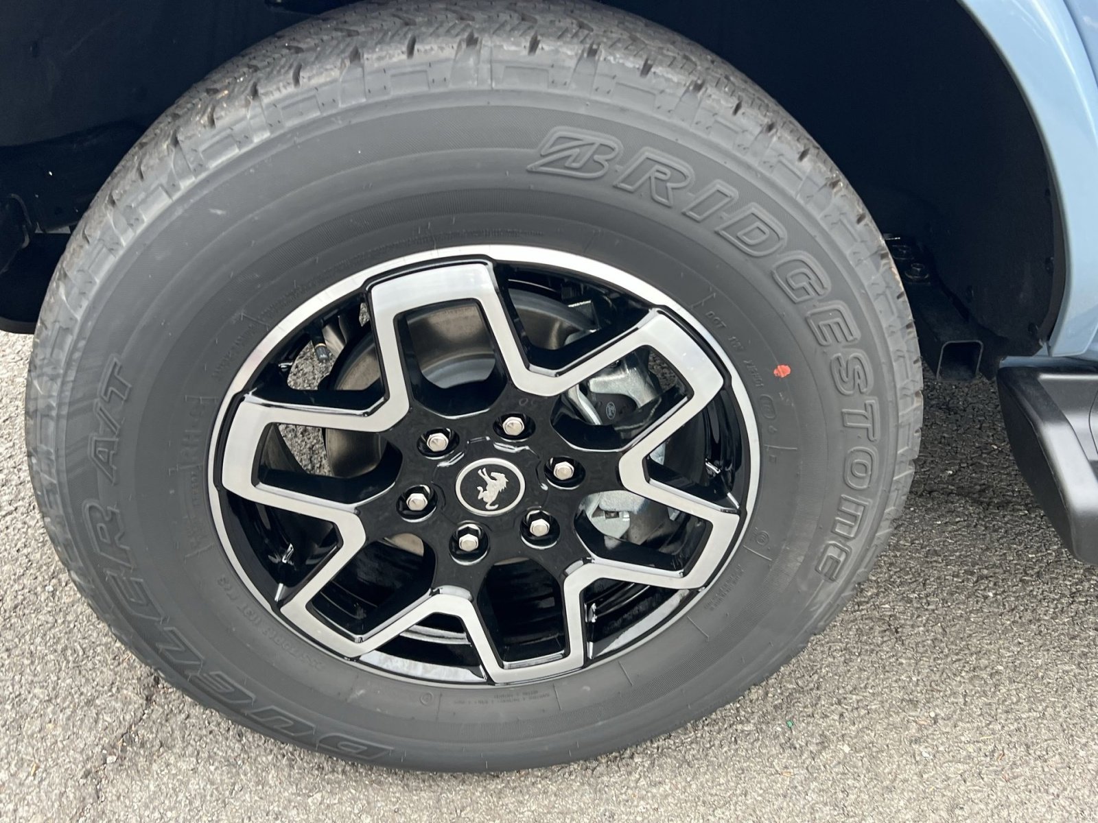 New 2025 Ford Bronco Outer Banks image 12