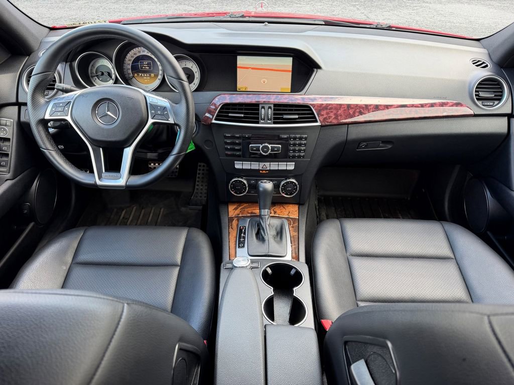 Used 2012 Mercedes-Benz C 300 4MATIC Sedan image 2