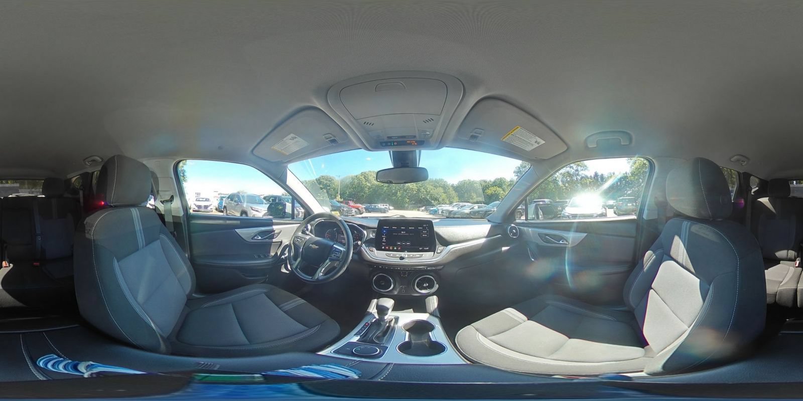 Used 2025 Chevrolet Blazer LT FWD image 39