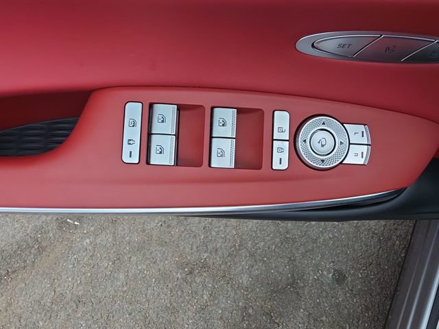 Used 2024 Genesis GV70 3.5T Sport image 37