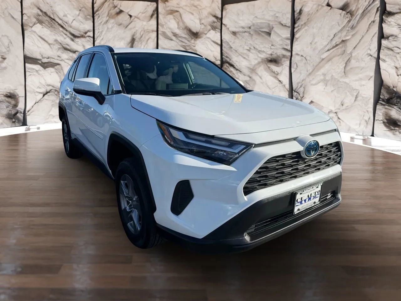 Used 2024 Toyota RAV4 LE image 7