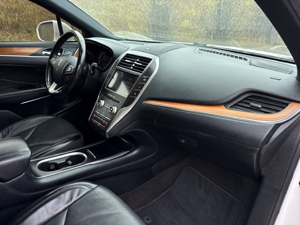 Used 2019 Lincoln MKC Reserve AWD/4WD image 29