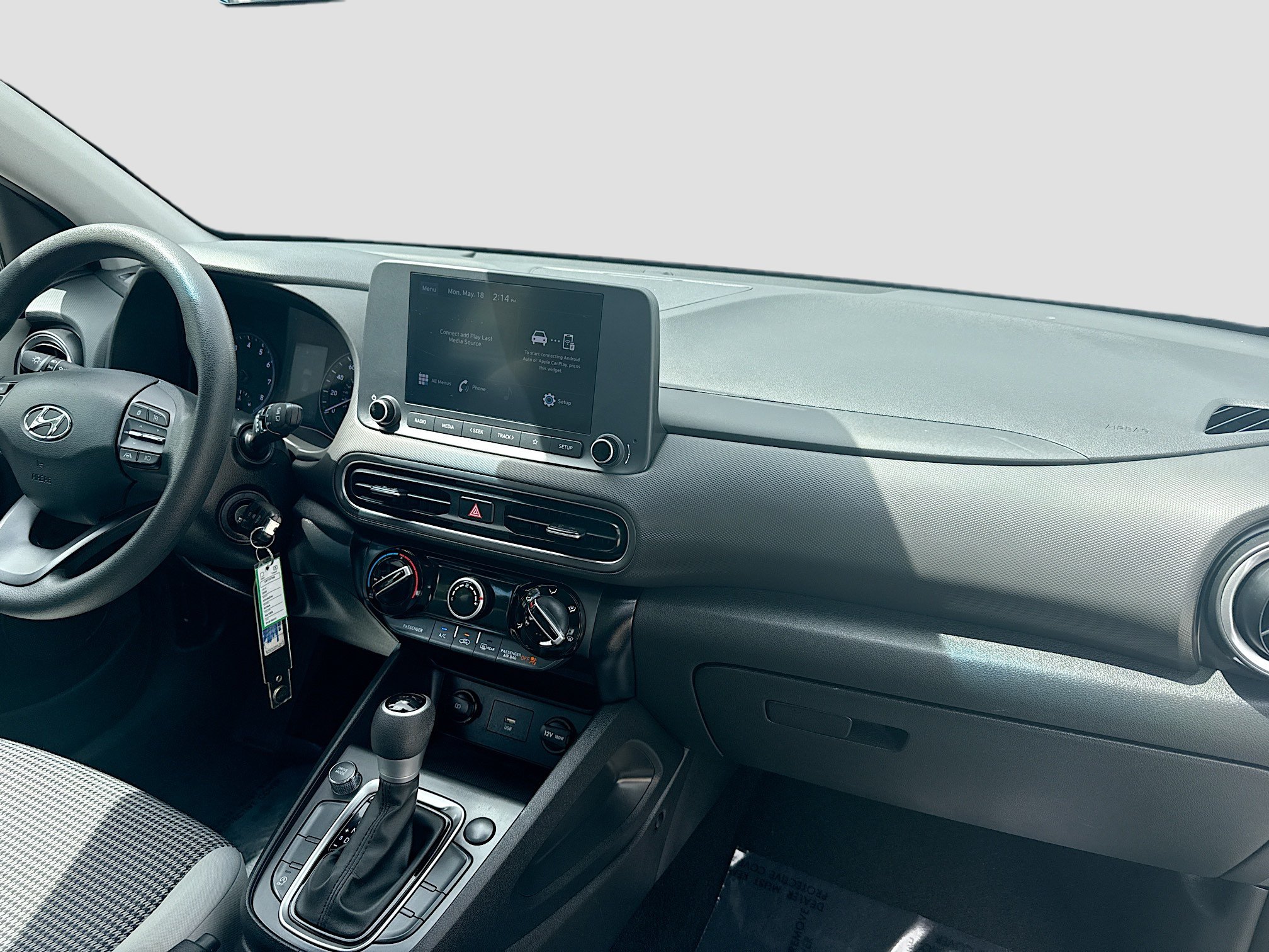 Used 2023 Hyundai Kona SE FWD image 29